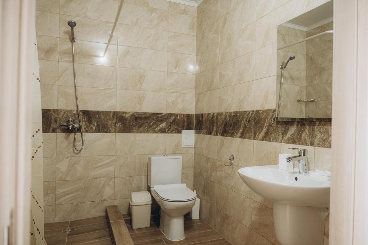 Три Слона Hotel Zatoka Exterior foto